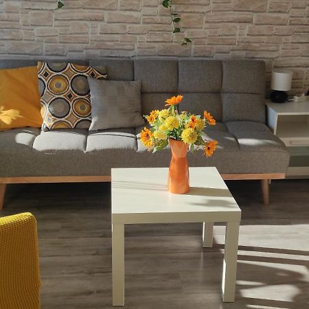 Baross Apartman Kaposvar Luaran gambar